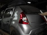 Renault Sandero sucata para vender em peças usadas